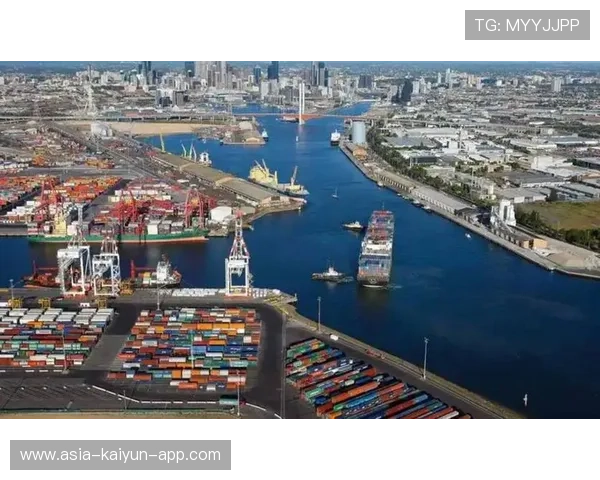 澳大利亚锁定头名出线，全队士气高涨，澳大利亚封锁了吗