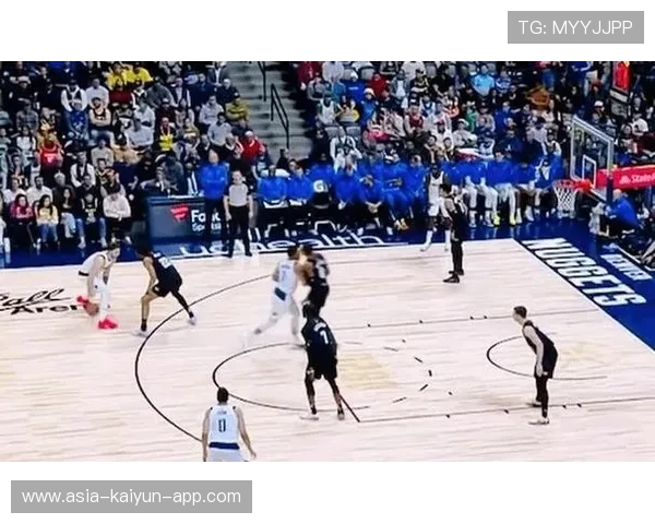 湖人东契奇后撤步，干拔三分正中